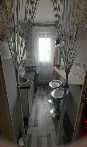 Eladó panellakás, Pécsett, Krisztina téren 37.9 M Ft, 1+1 szobás