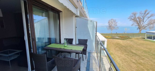 Eladó téglalakás, Siófokon 124.9 M Ft, 3 szobás