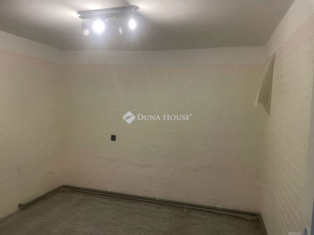 Eladó családi ház, Budapesten, XVII. kerületben 39.9 M Ft