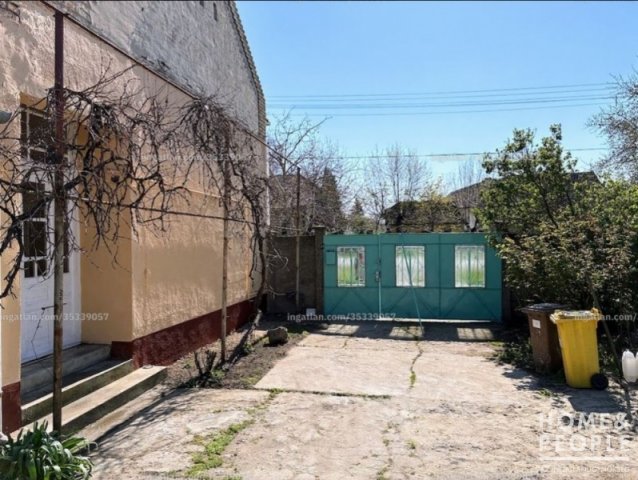Eladó családi ház, Kiszomboron 34.5 M Ft, 4 szobás