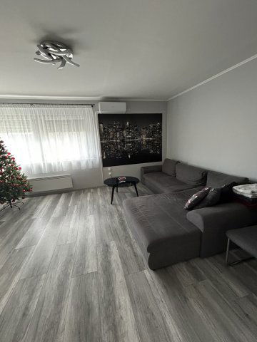 Eladó téglalakás, Székesfehérvárott 64 M Ft, 2 szobás