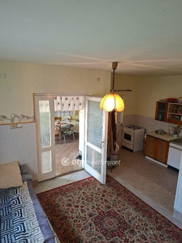 Eladó nyaraló, Tiszavasváriban 22 M Ft, 1+1 szobás