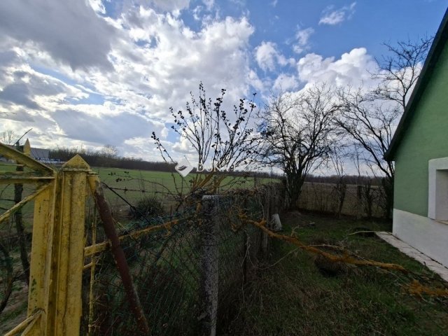 Eladó mezogazdasagi ingatlan, Tápiószecsőn 55 M Ft, 3 szobás