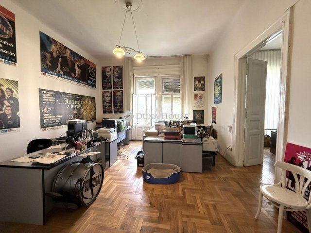 Eladó téglalakás, Budapesten, XIII. kerületben 230 M Ft