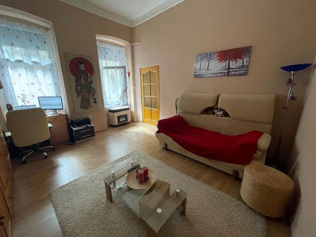 Eladó téglalakás, Budapesten, VII. kerületben, Murányi utcában