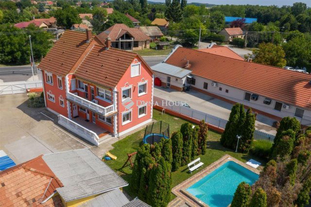 Eladó családi ház, Solton, Kecskeméti úton 560.182 M Ft