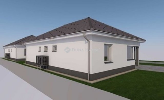 Eladó családi ház, Veszprémben 106 M Ft, 4 szobás