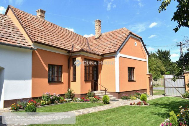 Eladó családi ház, Hosszúperesztegen 9 M Ft, 2 szobás