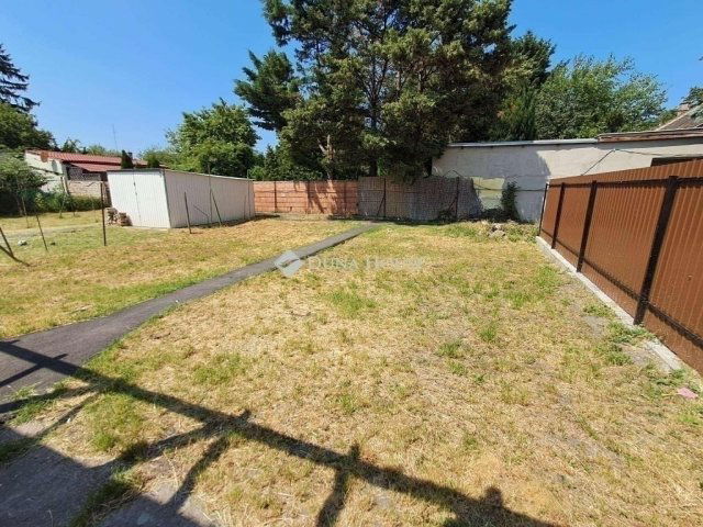 Eladó családi ház, Budapesten, XV. kerületben 58 M Ft, 2 szobás