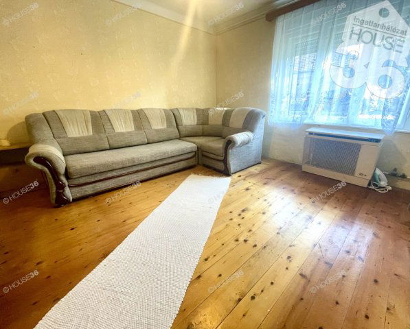 Eladó családi ház, Kocséren 24.5 M Ft, 3 szobás