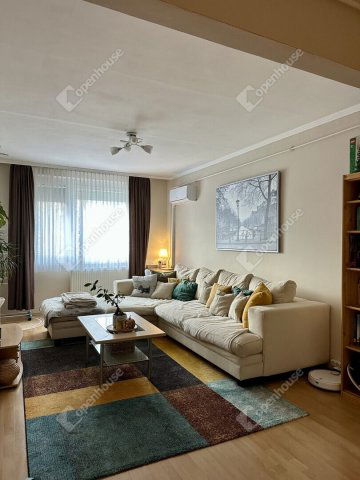 Eladó panellakás, Győrött 49.9 M Ft, 2 szobás