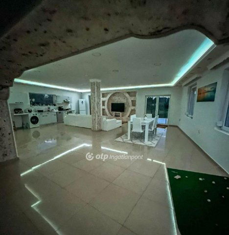 Eladó családi ház, Rohodon 25 M Ft, 2+1 szobás