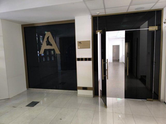 Kiadó üzlethelyiség, Budapesten, I. kerületben 2515 E Ft / hó