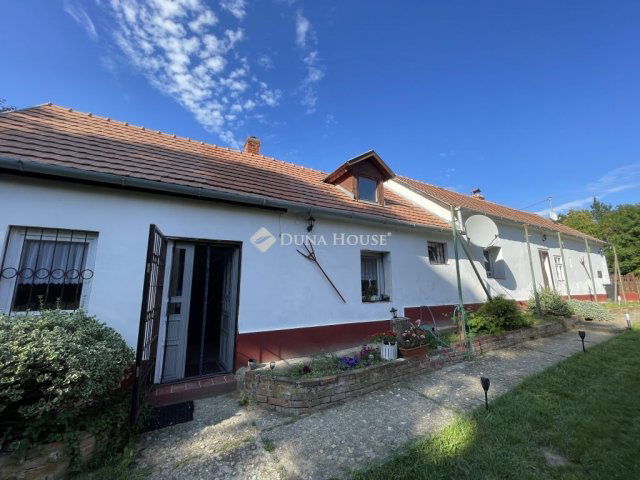 Eladó családi ház, Olaszfán 29.9 M Ft, 3 szobás
