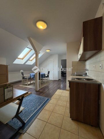 Kiadó téglalakás, albérlet, Vecsésen, Küküllői utcában