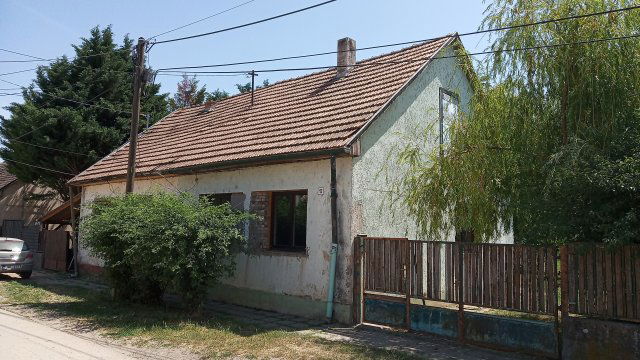 Eladó családi ház, Domonyban 6.99 M Ft, 1+1 szobás
