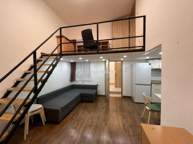 Eladó téglalakás, Budapesten, VIII. kerületben 59.9 M Ft