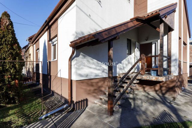 Eladó családi ház, Mosonmagyaróváron 79.9 M Ft, 3 szobás