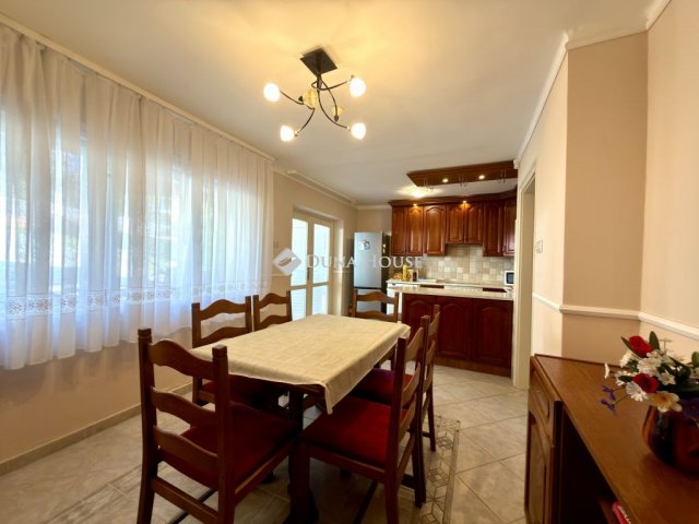 Eladó nyaraló, Balatonalmádiban 299 M Ft, 4 szobás
