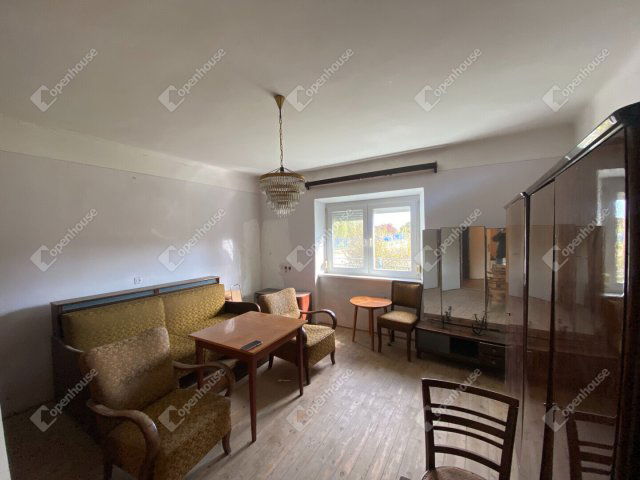 Eladó családi ház, Barbacson 32 M Ft, 3 szobás