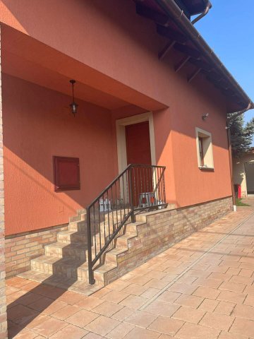 Eladó családi ház, Piliscsabán 115 M Ft, 5 szobás