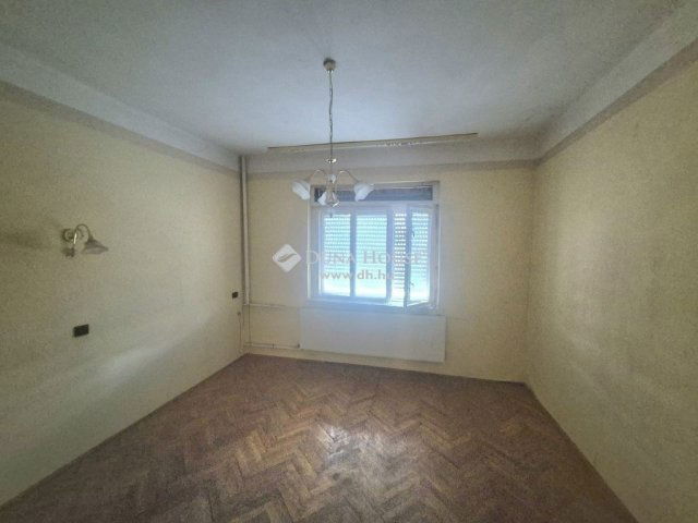 Eladó családi ház, Dabason 46.9 M Ft, 3 szobás