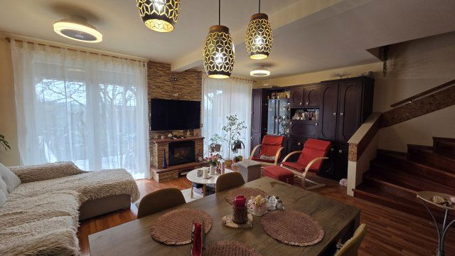 Eladó sorház, Tatabányán 121.9 M Ft, 4+1 szobás