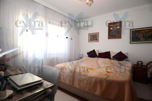 Eladó panellakás, Szegeden 55.9 M Ft, 2 szobás