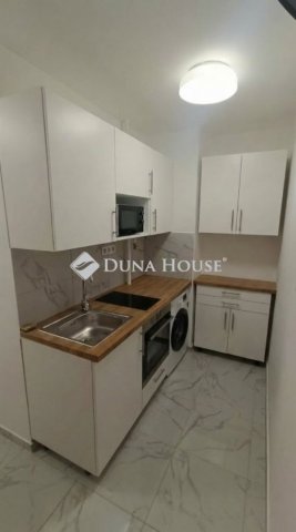 Eladó panellakás, Budapesten, XV. kerületben 55 M Ft, 2 szobás