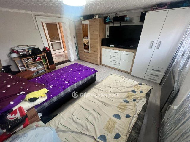Eladó családi ház, Tápiógyörgyén 14.9 M Ft, 2 szobás