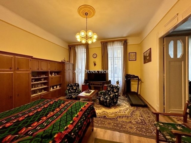 Eladó téglalakás, Budapesten, IX. kerületben 99 M Ft, 2 szobás