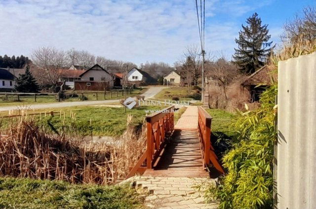 Eladó családi ház, Nyimen 38 M Ft, 4 szobás