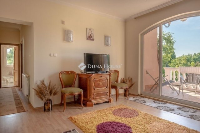 Eladó sorház, Siófokon 159.9 M Ft, 6 szobás