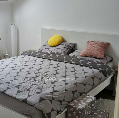 Eladó téglalakás, Székesfehérvárott 79 M Ft, 1+3 szobás