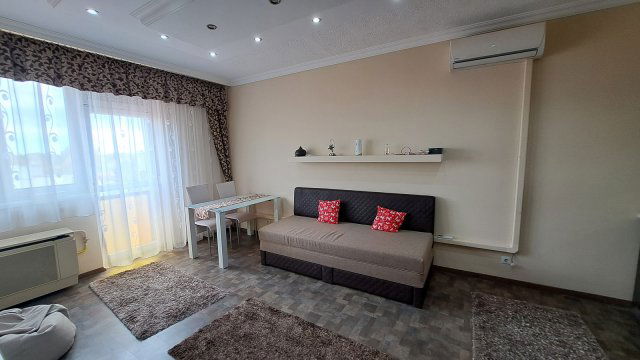 Eladó téglalakás, Nyíregyházán 45 M Ft, 1+1 szobás