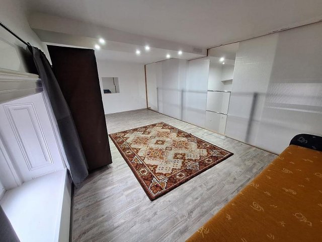 Eladó téglalakás, VI. kerületben, Bajcsy-Zsilinszky úton