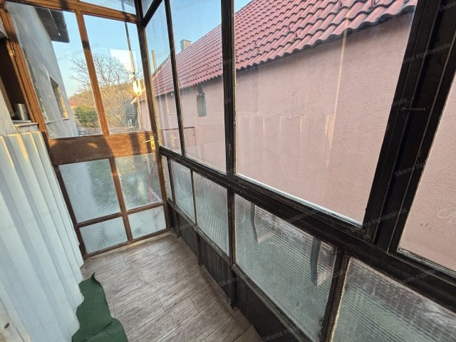 Eladó családi ház, Tatabányán 31.5 M Ft, 2 szobás