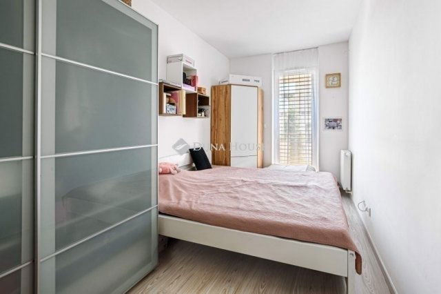 Eladó téglalakás, Budapesten, III. kerületben 159.9 M Ft