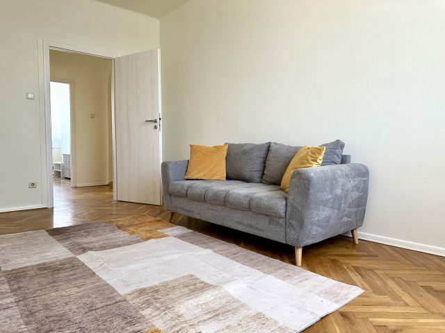 Kiadó téglalakás, albérlet, Győrött 220 E Ft / hó, 2+1 szobás