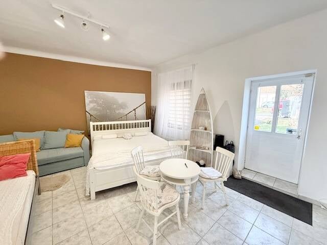 Eladó üzlethelyiség, Pécsett 39.9 M Ft, 2 szobás