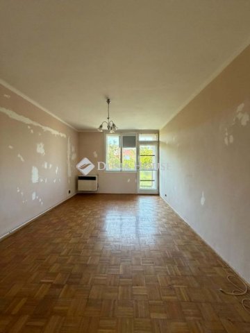 Eladó téglalakás, Kalocsán 22.5 M Ft, 2 szobás