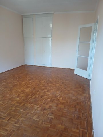 Kiadó téglalakás, albérlet, Debrecenben 160 E Ft / hó