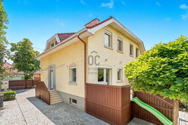 Eladó ikerház, Budapesten, XVI. kerületben 148 M Ft, 4 szobás