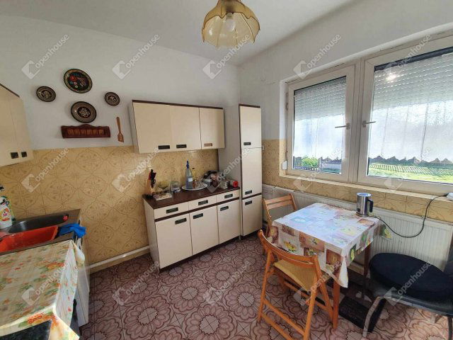 Eladó családi ház, Csokonyavisontán 38 M Ft, 4 szobás