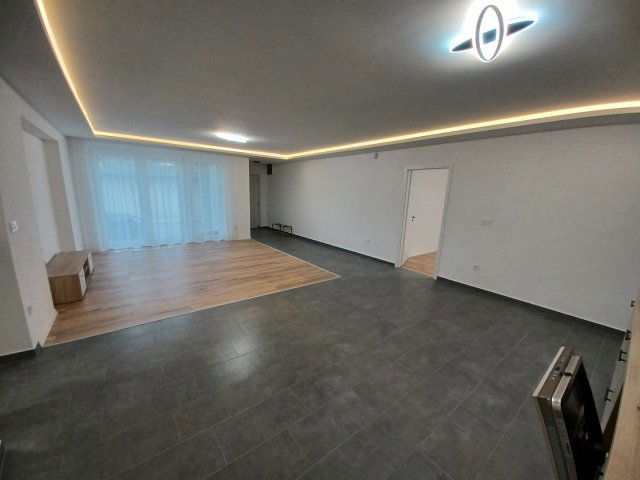 Kiadó családi ház, albérlet, Győrújbaráton 290 E Ft / hó