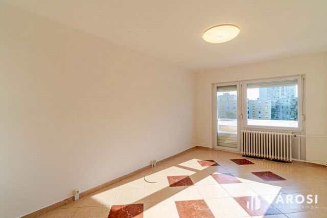 Eladó panellakás, Szegeden 44.9 M Ft, 2 szobás