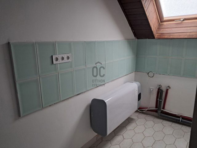 Eladó téglalakás, Balatonlelleén 37.5 M Ft, 1 szobás