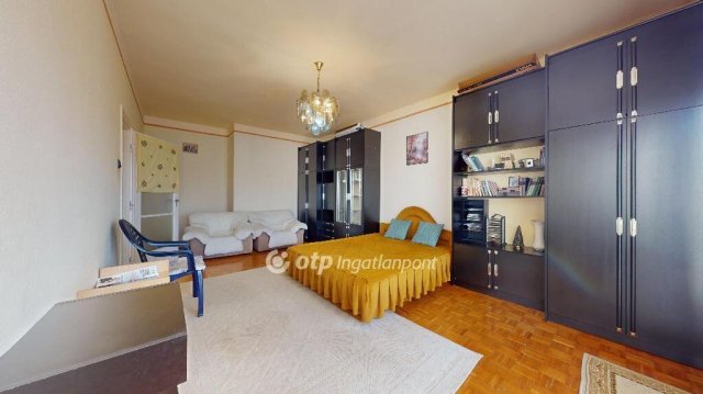 Eladó téglalakás, Kazincbarcikán 17.7 M Ft, 1+1 szobás