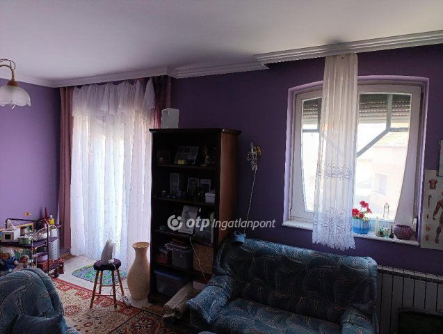 Eladó téglalakás, Kecskeméten 49.9 M Ft, 2 szobás