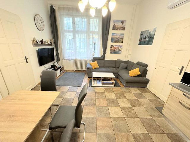 Eladó téglalakás, Budapesten, XIII. kerületben, Csanády utcában